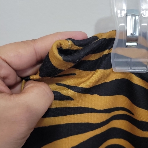 ❤️NWOT ZARA Animal Print.Straight Pencil Cut Skirt - Picture 4 of 8